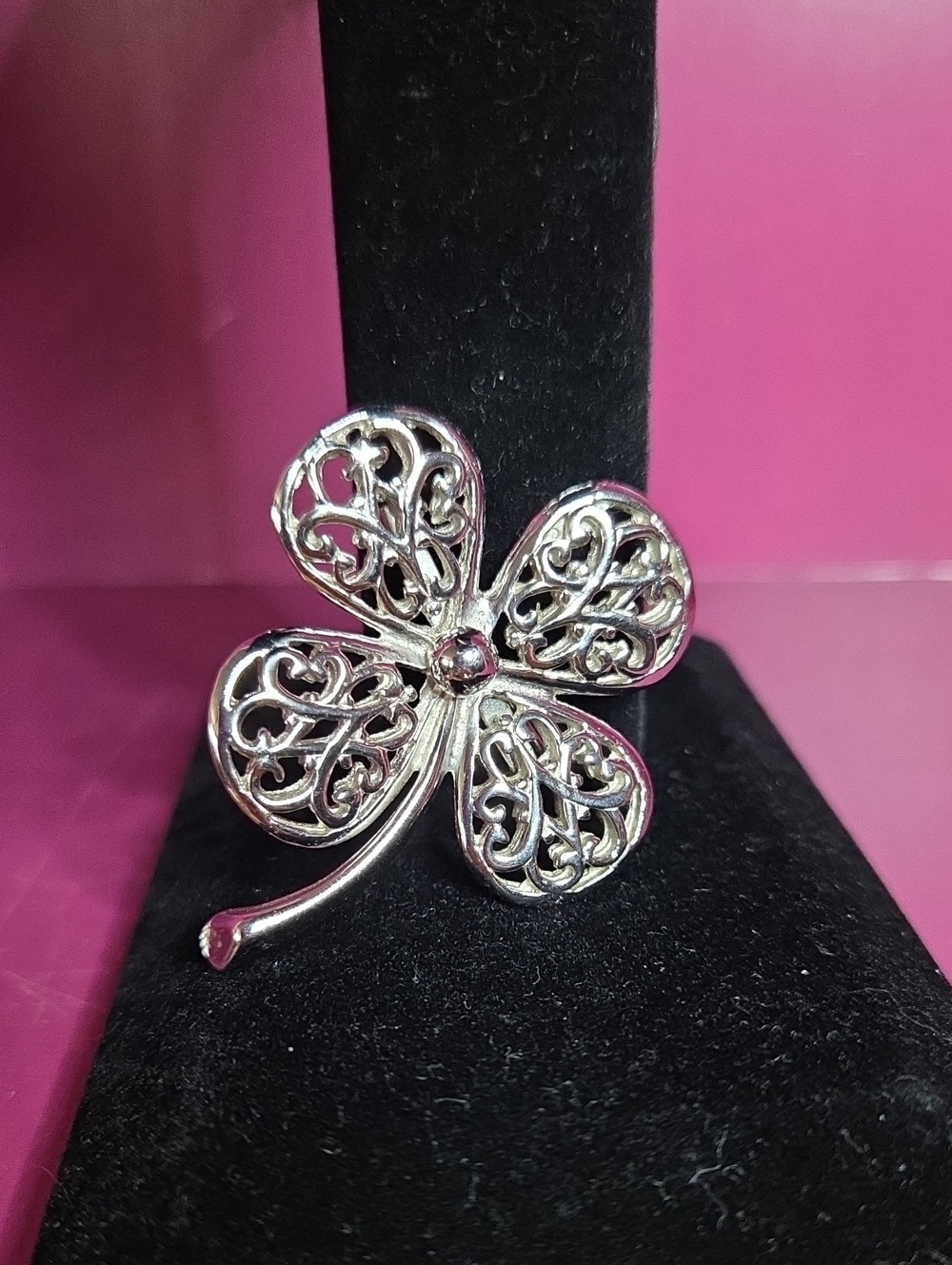 Vintage Coro Silver-Tone Filigree Four-Leaf Clover Brooch